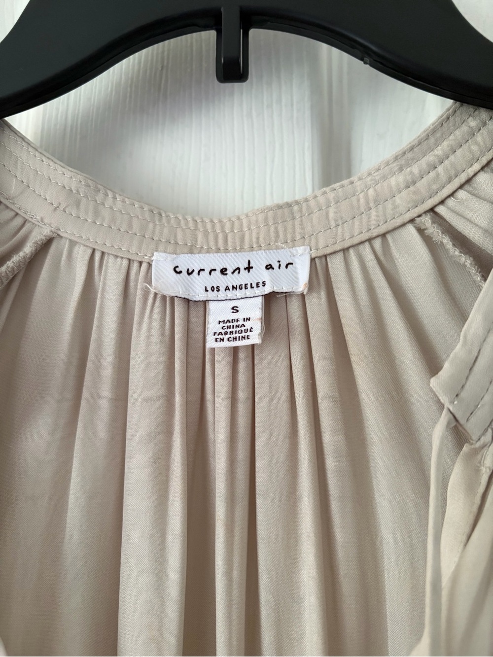 Current Air Beige Tiered Pleated V-Neck Tunic Dress - Picture 2 of 4
